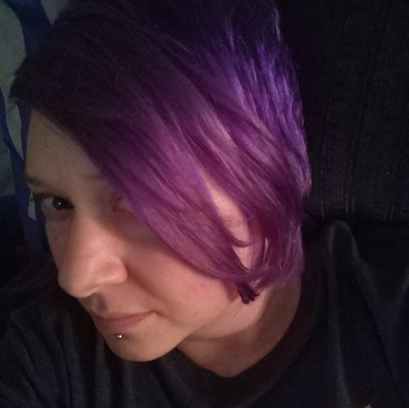 Meet your Posher, Kira - Picture 6 of 7